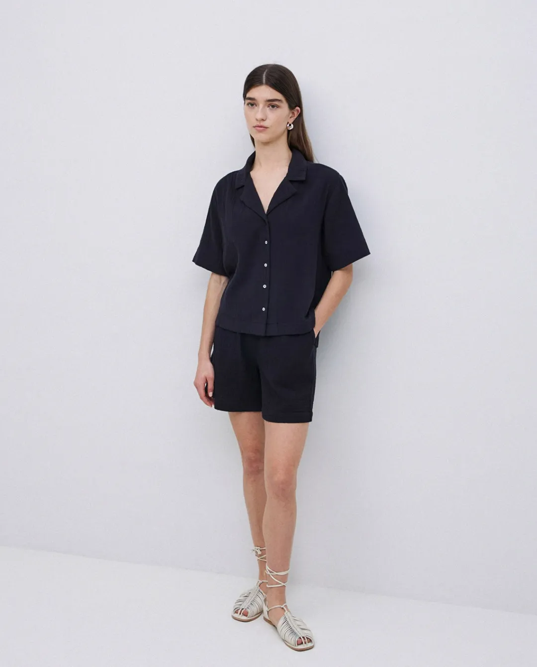 YERSE Camisa bimateria cuello solapa negro Fashion