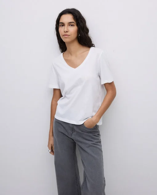 YERSE Camiseta básica cuello pico blanco Sale