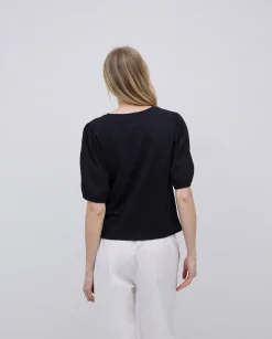 YERSE Camiseta detalle volante negro Clearance