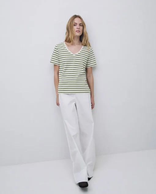 YERSE Camiseta rayas cuello pico verde New