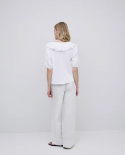 YERSE Camiseta volante con bordado blanco Best