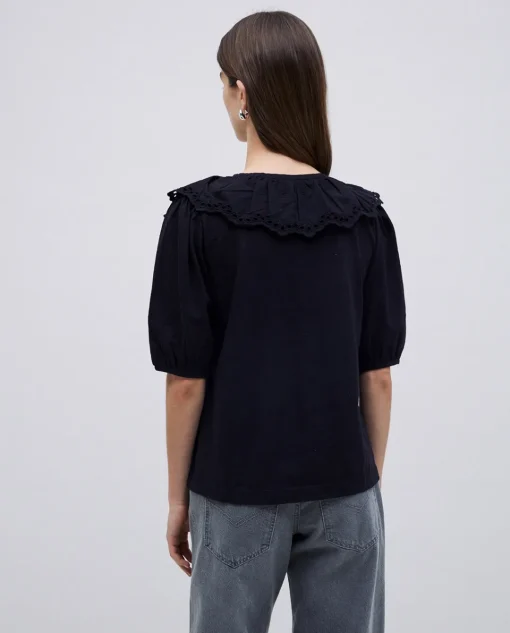 YERSE Camiseta volante con bordado negro Discount