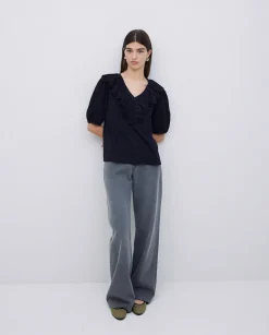 YERSE Camiseta volante con bordado negro Discount