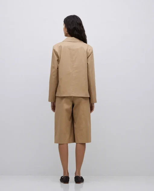 YERSE Chaqueta tejido gabardina camel Online