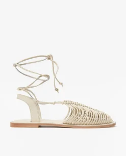 YERSE Sandalias planas handmade blanco roto Discount