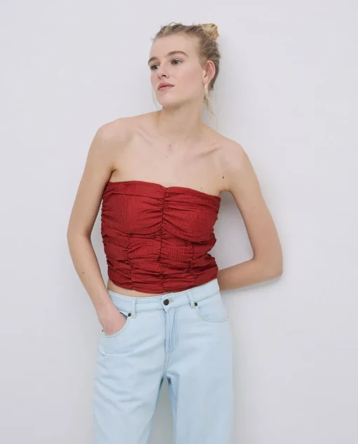 YERSE Top drapeado palabra de honor terracota Discount