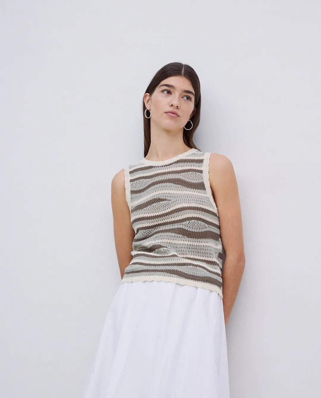 YERSE Top punto sin mangas verde Best