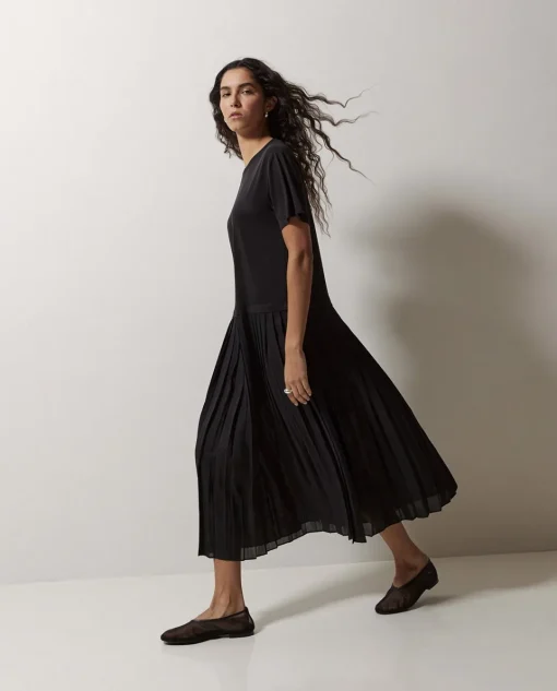 YERSE Vestido evasé falda plisada negro Best