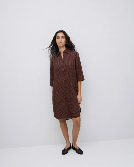 YERSE Vestido tencel cuello camisero chocolate New